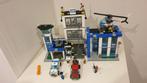 Lego politiebureau 60047 super netjes, Ophalen of Verzenden, Zo goed als nieuw