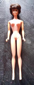 Vintage Barbie Bubblecut jaren 60, Verzamelen, Ophalen of Verzenden, Gebruikt, Kleertjes