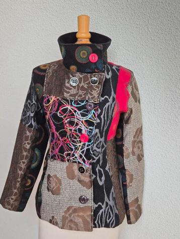 Kleurrijk Damesjasje - Maat 38 - Desigual Stijl beschikbaar voor biedingen