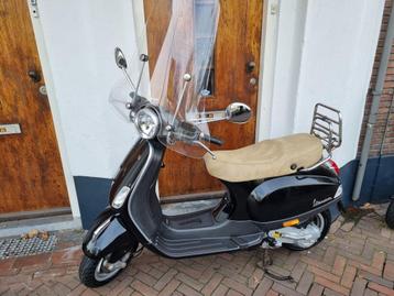 Vespa Lx 4takt €1650 snor, €1850 in brom bij Scooterforyou beschikbaar voor biedingen