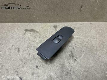 Raamschakelaar rechtsvoor Mitsubishi Colt VI 4-13) MR587944 beschikbaar voor biedingen
