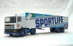 Lion Daf 95 Huybregts Tilburg + oplegger sportlife kauwgom., Ophalen of Verzenden, Gebruikt, Bus of Vrachtwagen, Lion Toys