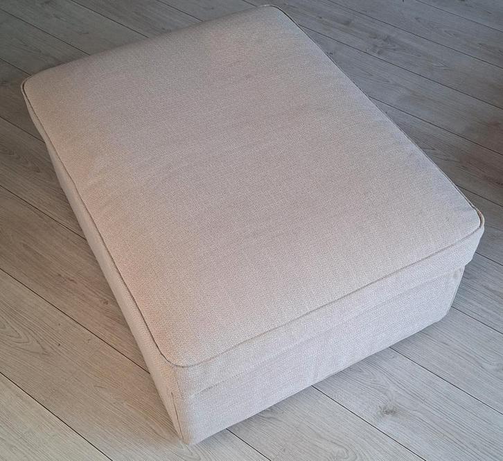IKEA KIVIK voetenbank, Huis en Inrichting, Banken | Voetenbanken en Poefen, Gebruikt, 50 tot 75 cm, 75 tot 100 cm, Rechthoekig