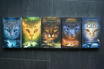 WARRIOR CATS  Diverse titels beschikbaar voor biedingen