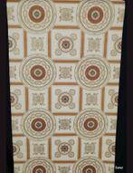 14041 Klassiek vintage behang grafisch medaillon 70s swiet, Ophalen of Verzenden, Minder dan 10 m², Beige