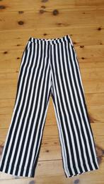 Zwart/witte gestreepte broek 34., Kleding | Dames, Broeken en Pantalons, Zwart, Ophalen of Verzenden, Maat 34 (XS) of kleiner