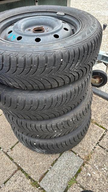 Winterbanden WINGUARD 185/65R15 beschikbaar voor biedingen