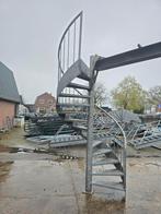 Stalen wenteltrap gegalv. Hoog 2,7 mtr. Nob183, Ophalen, Zo goed als nieuw, 2 tot 4 meter