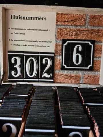 Huisnummers  huisnummer antiekehuisnummers  nostalgische hu beschikbaar voor biedingen