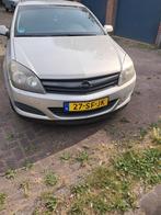 Opel Astra 1.8 16V GTC 2005 Grijs, Auto's, Opel, 125 pk, 4 cilinders, 1165 kg, 1796 cc