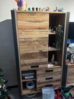 Haco Wonen hoge kast – zwart metalen frame | nieuwprijs €900, Ophalen of Verzenden, Zo goed als nieuw, 25 tot 50 cm, 150 tot 200 cm