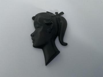 Kopje Meisje beschikbaar voor biedingen