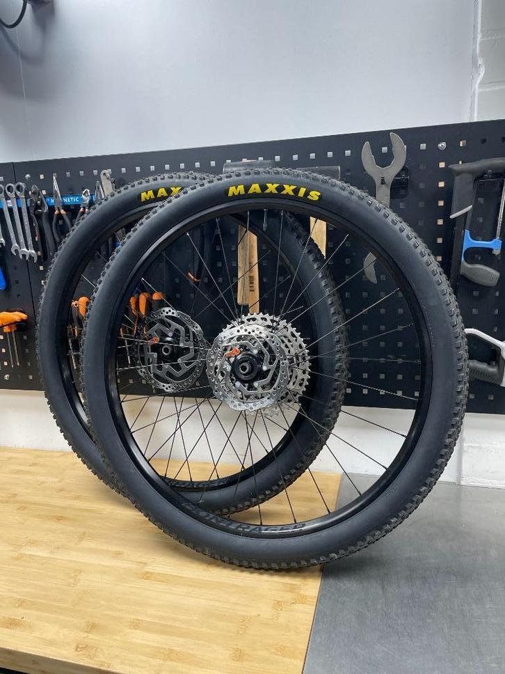 Bontrager Kovee Boost 29 wielset zo goed als nieuw, Fietsen en Brommers, Fietsonderdelen, Zo goed als nieuw, Mountainbike, Wiel