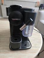 Nespresso Delonghi Koffieapparaat + 66 Cups, Witgoed en Apparatuur, Koffiezetapparaten, Ophalen of Verzenden