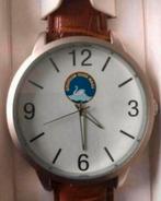 Horloge met analoge wijzerplaat, Leer, Staal, Polshorloge, Zo goed als nieuw