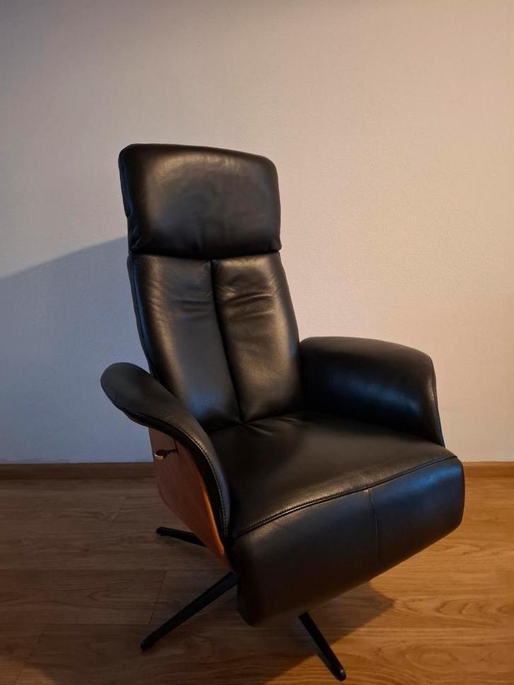 Leren relaxstoel met ligfunctie, Huis en Inrichting, Fauteuils, Zo goed als nieuw, Hout, Leer, Metaal, Ophalen