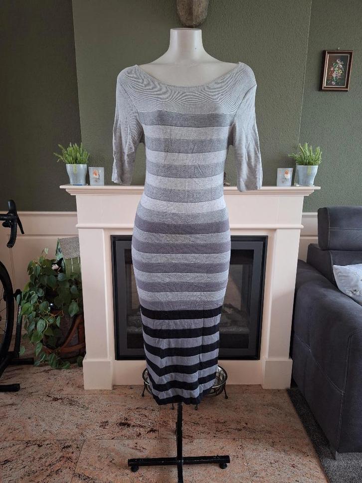 Bandolera warme grijze body cocon jurk M 38 | lang model, Kleding | Dames, Jurken, Gedragen, Maat 38/40 (M), Grijs, Onder de knie