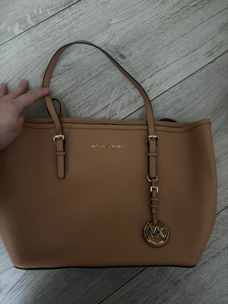 Bruine michael kors tas, Ophalen of Verzenden, Zo goed als nieuw, Bruin, Handtas