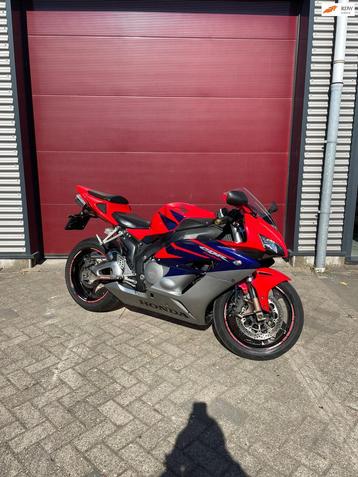Honda CBR1000RR Fireblade Yoshimura uitlaat beschikbaar voor biedingen