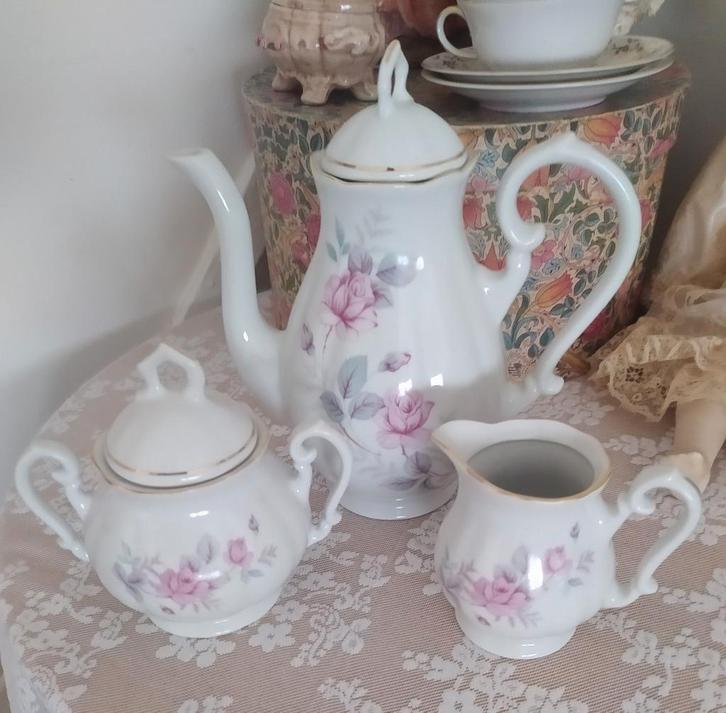 Brocante theepot met roomstel, Antiek en Kunst, Curiosa en Brocante, Ophalen of Verzenden