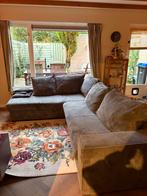 Grijze ribstof hoekbank met chaise longue - Goede staat!, Huis en Inrichting, Banken | Bankstellen, Ophalen, 250 tot 300 cm, Hoekbank