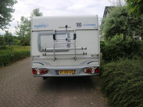 Caravan Fendt Saphir 420 QF, Caravans en Kamperen, Caravans, Particulier, tot en met 4, 750 - 1000 kg, Treinzit, Fendt, Vast bed