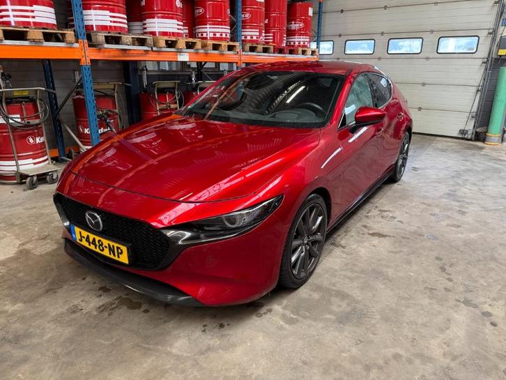 Mazda 3 Skyactiv-d 116pk 2019 Rood LUXERY, Auto's, Mazda, Particulier, 360° camera, ABS, Achteruitrijcamera, Adaptive Cruise Control