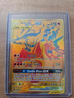 Charizard & Reshiram GX SM247 Promo Card, Hobby en Vrije tijd, Verzamelkaartspellen | Pokémon, Ophalen of Verzenden, Zo goed als nieuw