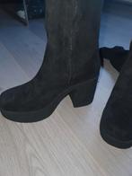 Zwarte hoge laarzen met rits, Kleding | Dames, Schoenen, Hoge laarzen, Zwart, Ophalen of Verzenden, Zo goed als nieuw