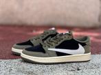 Travis Scott x Air Jordan 1 Low OG DO, Kleding | Heren, Schoenen, Ophalen of Verzenden, Nieuw, Nike