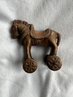 Antieke speelgoed bronzen paard op wielen. India Rejasthan ?, Antiek en Kunst, Ophalen of Verzenden