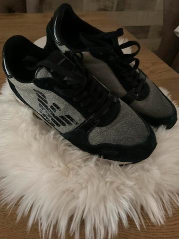 Dames sneakers Armani zwart /zilver maat 39 beschikbaar voor biedingen