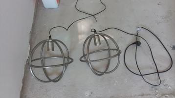 Hanglamp / Tafellamp beschikbaar voor biedingen