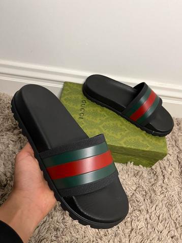 Gucci Slippers beschikbaar voor biedingen