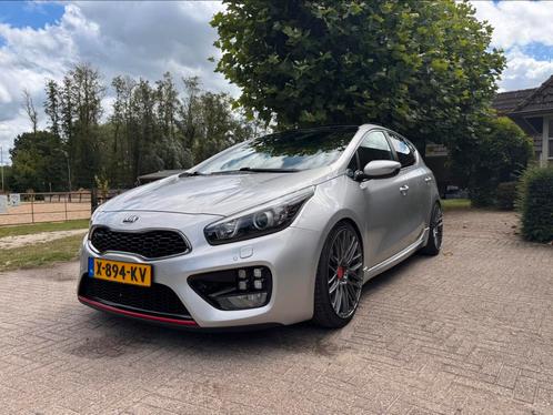 Kia Cee’d GT 2014. Grijs., Auto's, Kia, Particulier, (Pro) Cee d, Benzine, Hatchback, Handgeschakeld, Geïmporteerd, Zilver of Grijs