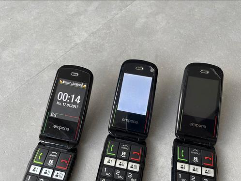 3 Senioren telefoons Emporia V99 (telefoononderdelen mobiel, Telecommunicatie, Mobiele telefoons | Overige merken, Zo goed als nieuw