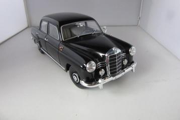 Mercedes 180  1;18 beschikbaar voor biedingen