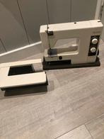 Naimasine Toyot 4500, Hobby en Vrije tijd, Naaimachines en Toebehoren, Ophalen, Zo goed als nieuw, Lockmachine, Overige merken
