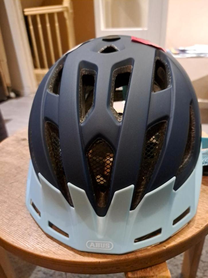 ABUS Fietshelm Urban-I 3.0 - nieuw!, Fietsen en Brommers, Fietsaccessoires | Fietshelmen, Zo goed als nieuw, Heer of Dame, Overige maten