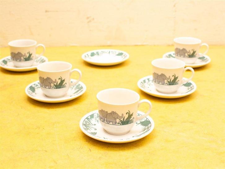 11 delig Staffordshire porseleinen kop en schoteltje 35442, Huis en Inrichting, Keuken | Servies, Gebruikt, Kop(pen) en/of Schotel(s)