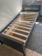 Bed Bopita lattenbodem eenpersoonsbed 90x200 grijs antraciet, Huis en Inrichting, Ophalen, 90 cm, Eenpersoons, Zo goed als nieuw