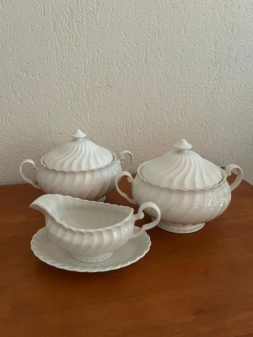 Schaal en kom - Johnson Brothers (Regency) beschikbaar voor biedingen