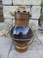 Koperen scheepslamp met rood bol glas en ophangbeugel !, Ophalen of Verzenden
