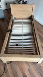 1 persoons bed 90x200 met kast eiken kleur - slaapkamer, Huis en Inrichting, Slaapkamer | Complete slaapkamers, Ophalen, Gebruikt