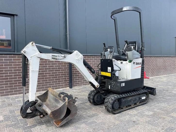 Bobcat E-10 Minigraver mini graafmachine (bj 2010), Zakelijke goederen, Machines en Bouw | Kranen en Graafmachines, Graafmachine