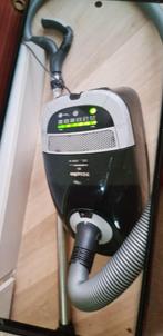Miele S5 premio plus 2200 watt stofzuiger, Witgoed en Apparatuur, Stofzuigers, Ophalen of Verzenden, Gebruikt, 2000 watt of meer