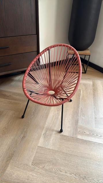 Mooi loungestoel voor een leuke meisjes kamer. beschikbaar voor biedingen