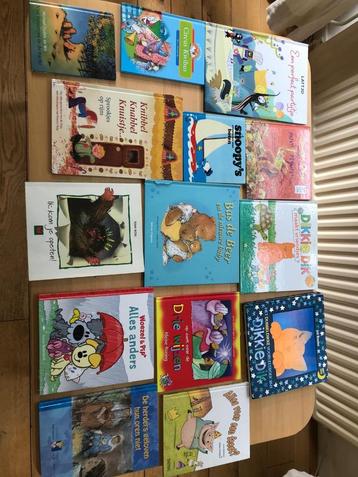 Set kinderboeken te koop beschikbaar voor biedingen