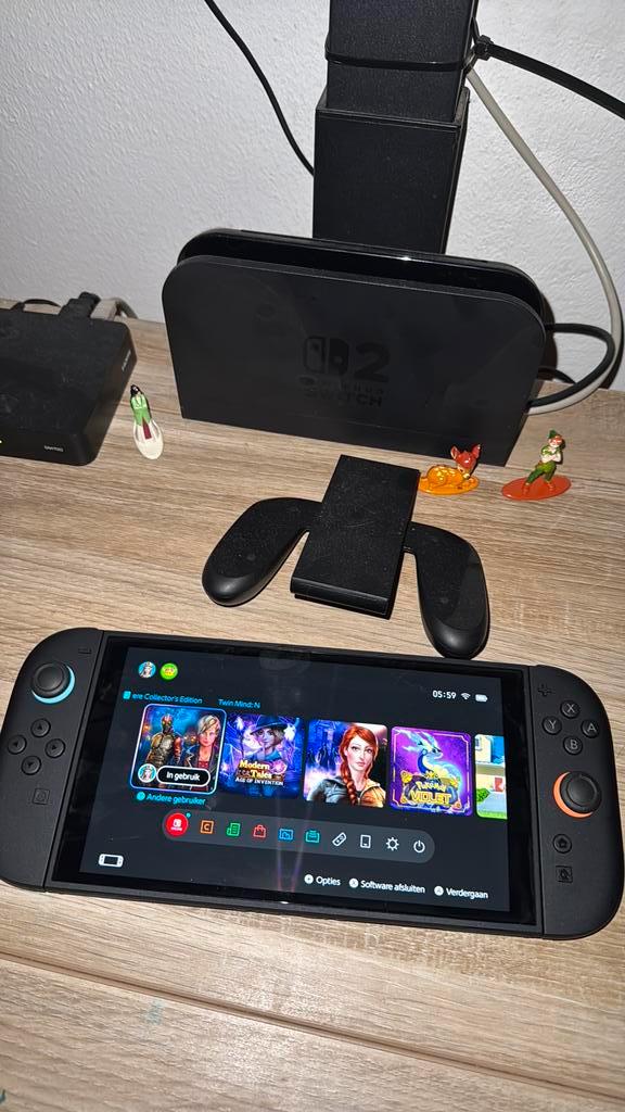 Nintendo switch 2, Spelcomputers en Games, Spelcomputers | Nintendo Switch, Zo goed als nieuw, Switch Original, Met 2 controllers