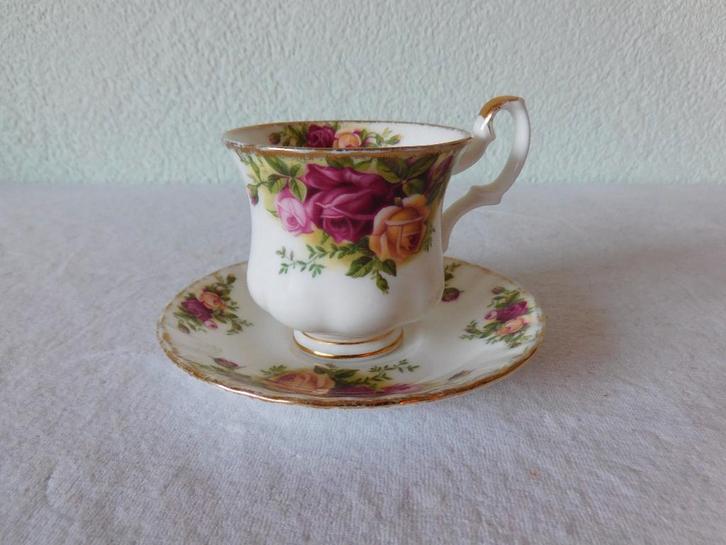 Royal Albert – Old Country Rose, Kop en Schotel (dames), hg, Huis en Inrichting, Keuken | Servies, Gebruikt, Kop(pen) en/of Schotel(s)